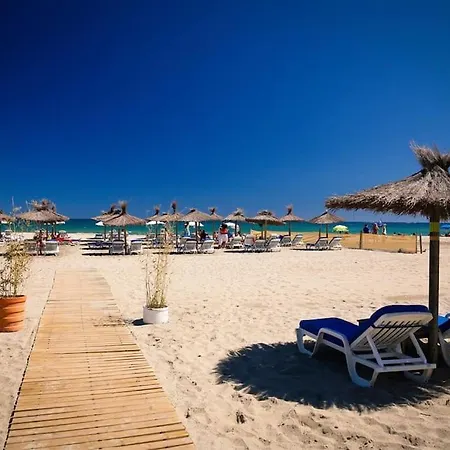 아파트 T2 Calme - Centre De - Parking - Clim 카네트