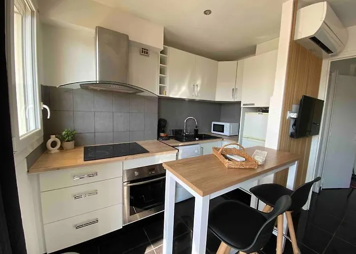 Lägenhet T2 Calme - Centre De - Parking - Clim *